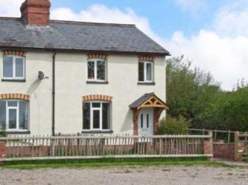 Peaceful Cottage, Wormbridge, 