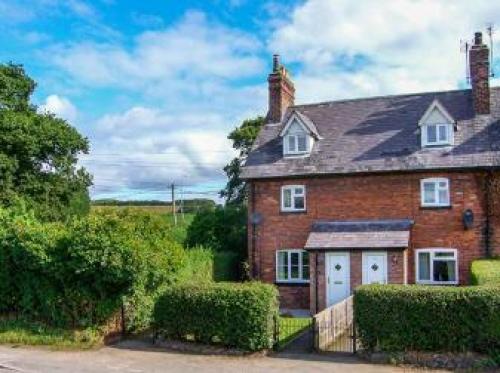 1 Organsdale Cottages, Kelsall, 