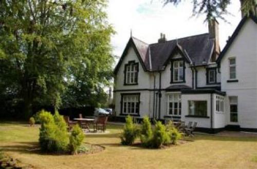 Hollies Farm B&b, Wrexham, 