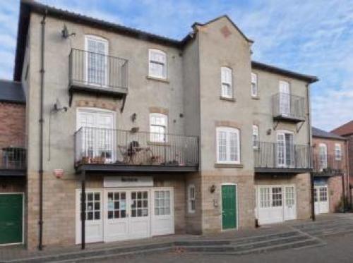 14b Canal Wharf, Ripon, 