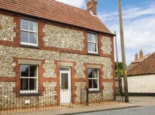 2 Carr Terrace, Docking, 