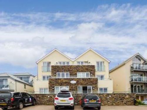 The Beach House & Porth Sands Apartments, Porth, 