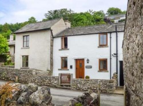 Cinderbarrow Cottage, Oxenholme, 