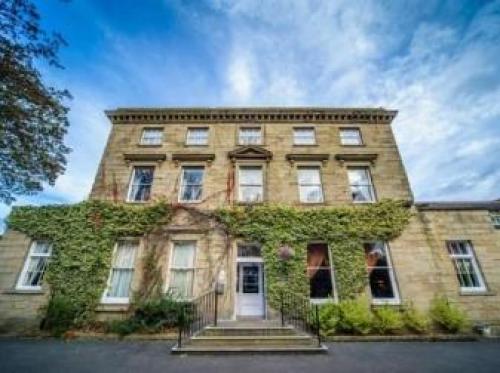 Healds Hall Hotel, Liversedge, 