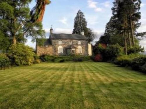 Pentre Bach, Capel Garmon, 
