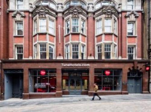 Easyhotel Newcastle, Newcastle Airport, 