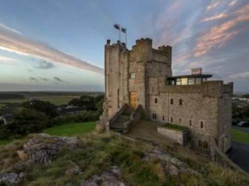 Roch Castle, Broad Haven, 