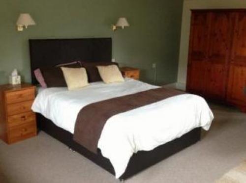 Whinhill Cottage, Burstwick, 