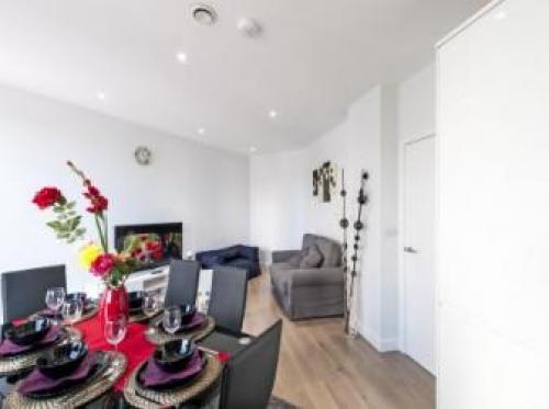 Camden Town Suite, Kings Cross, 