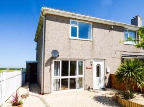 7 Maes Llewelyn, Aberffraw, 
