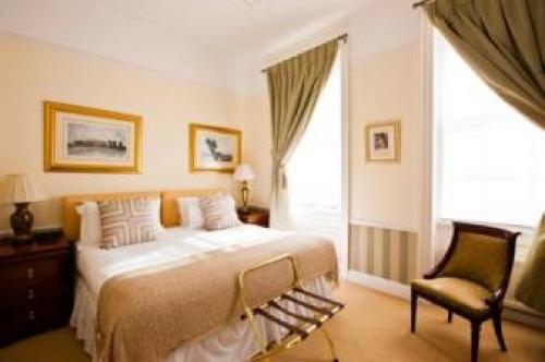 Pier View Self Catering Luxury Apartments, Southend on Sea, 