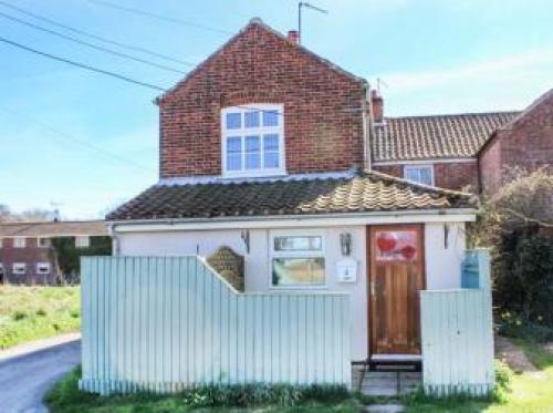 2 Lock Cottages, Stalham, 