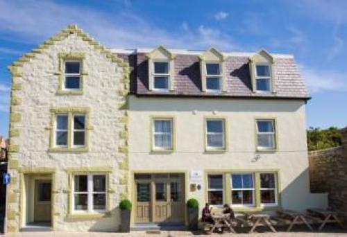 Scalloway Hotel, Whiteness, 