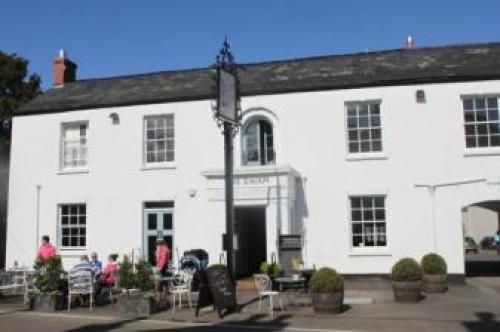 The Swan, Cheddar, 