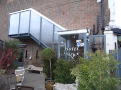 Hotel Unique, Golders Green, 