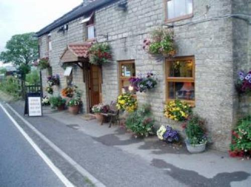 Travellers Rest. Stone.a37, Ditcheat, 