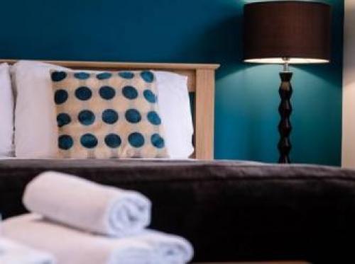 Lakeview Holiday Cottages, North Petherton, 