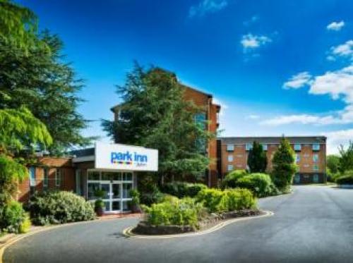 Mercure Cardiff North Hotel, Cardiff, 
