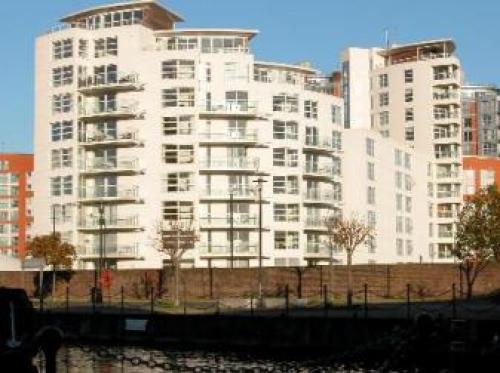 Luxury New Built 2 Beds Apartment With Skyline Riverview, Canary Wharf, 