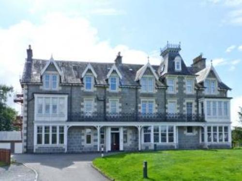 10 Monarch Country Apartments, Newtonmore, 