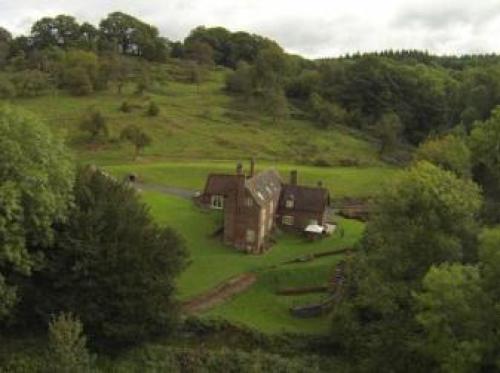 Worralls Grove Guest Farm House, , Shropshire